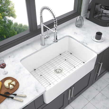 Apron Front Reversible Single Bowl Kitchen Sink & Grid And Strainer