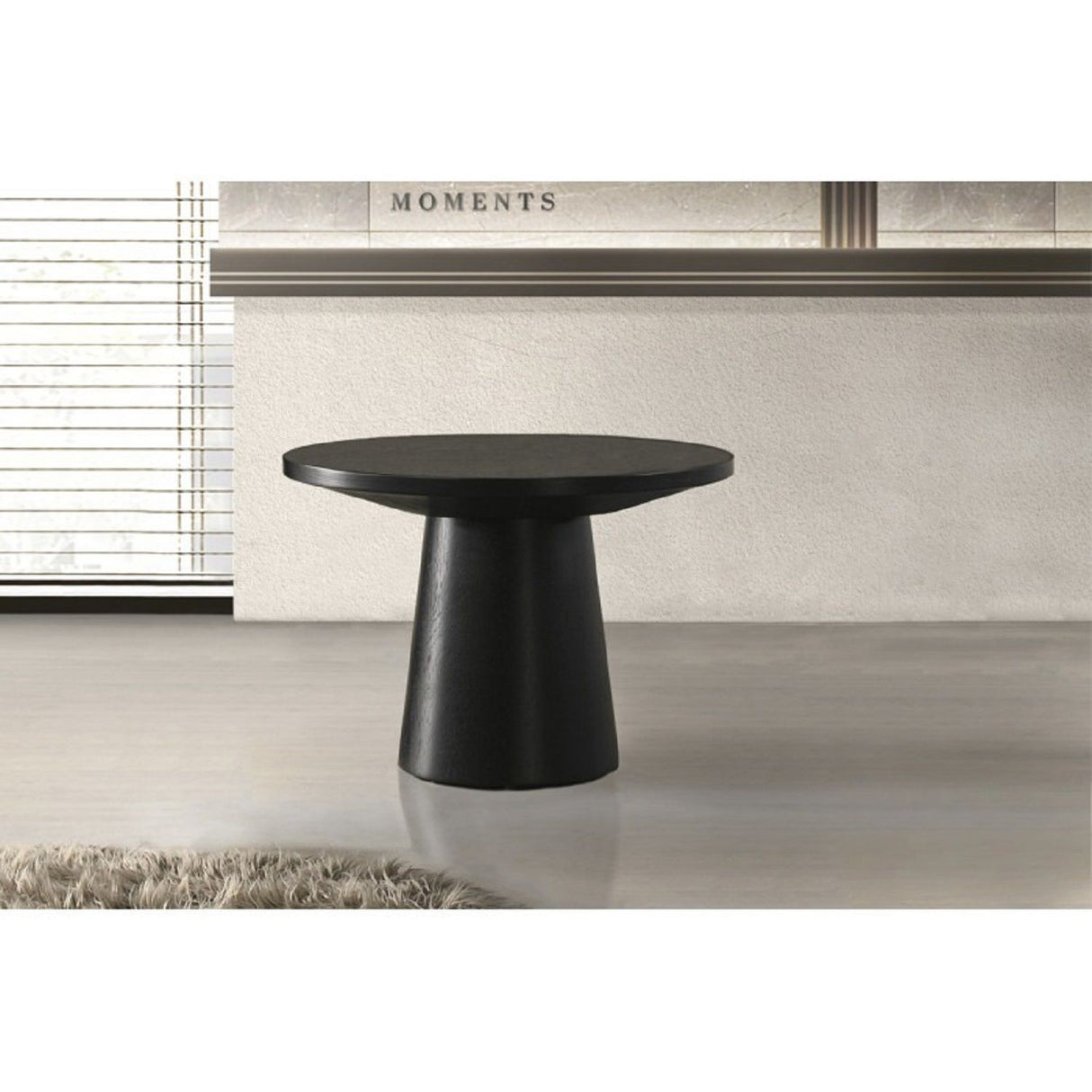 Round Table With Pedestal Base