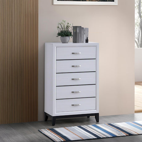 Glasgow - Chest With Ample Storage