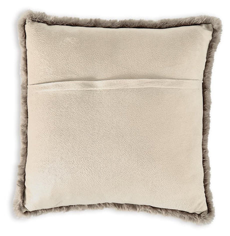 Gariland Pillow (Set of 4) - A1000866