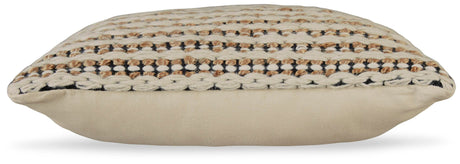 Nealington Pillow - A1000929P