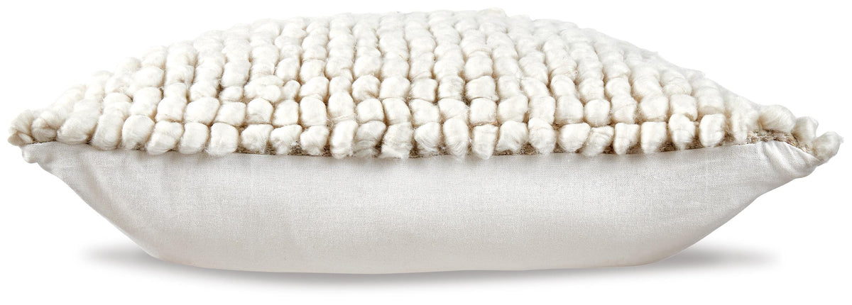Aavie Pillow - A1000956P