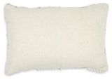 Standon Pillow - A1001005P