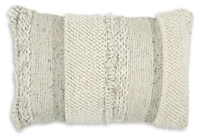 Standon Pillow - A1001005P