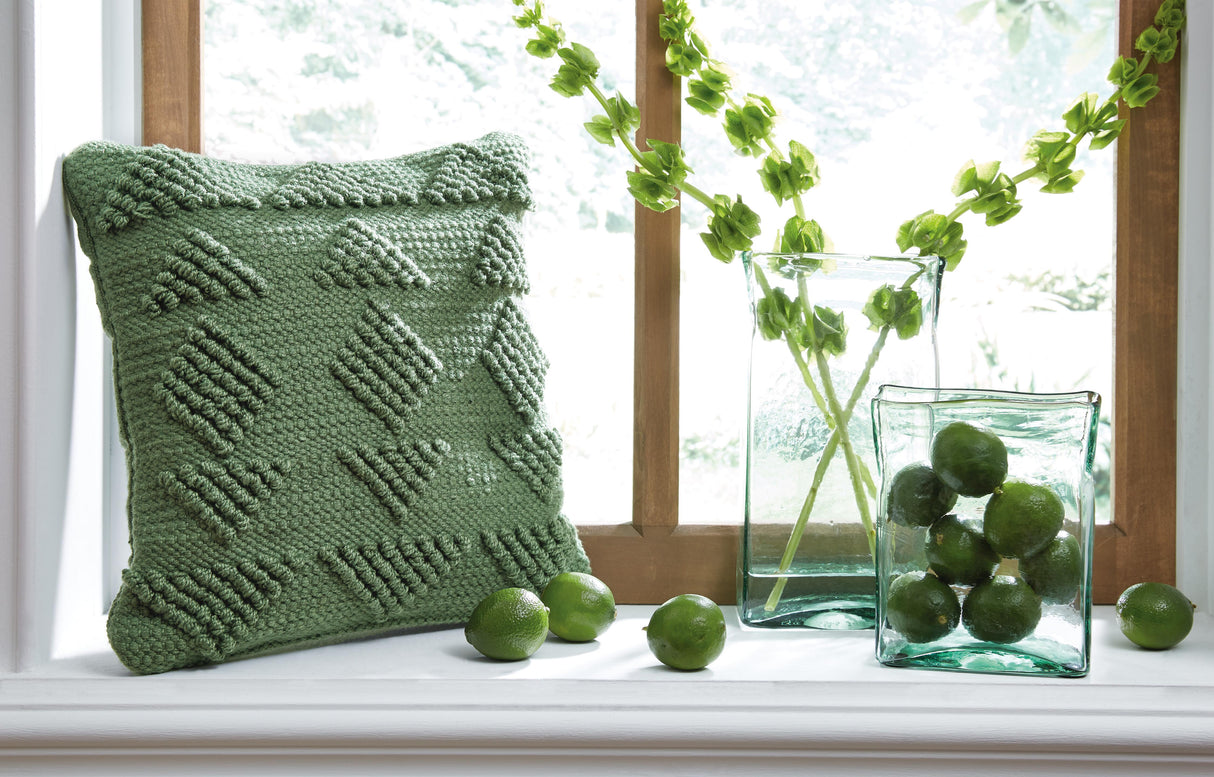Rustingmere Pillow (Set of 4) - A1001013