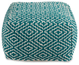 Brynnsen Pouf - A1001055