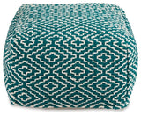 Brynnsen Pouf - A1001055