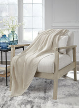 Gayelery Throw (Set of 3) - A1001084