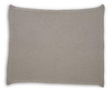 Gayelery Throw - A1001085T