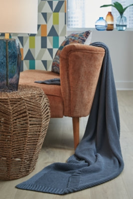 Gayelery Throw (Set of 3) - A1001087