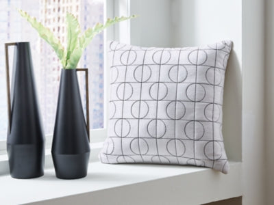Kydner Pillow (Set of 4) - A1001107