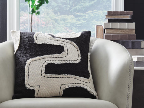 Veerbank Pillow (Set of 4) - A1001114