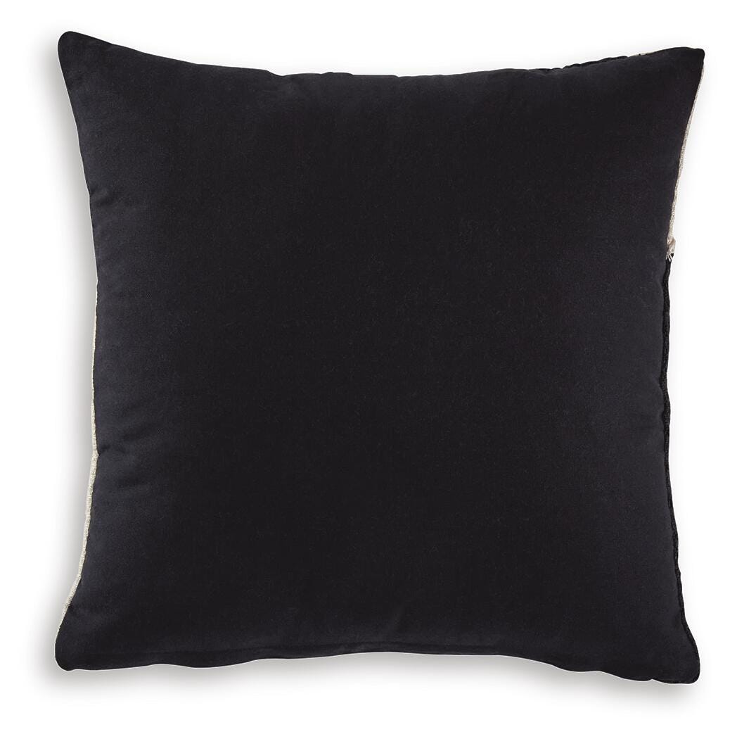 Veerbank Pillow (Set of 4) - A1001114