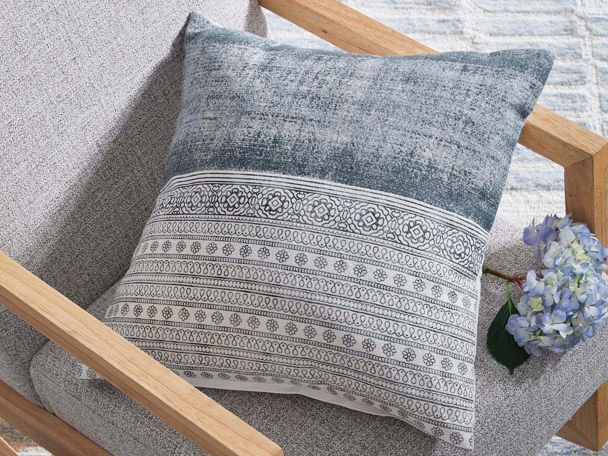 Harperville Pillow (Set of 4) - A1001127
