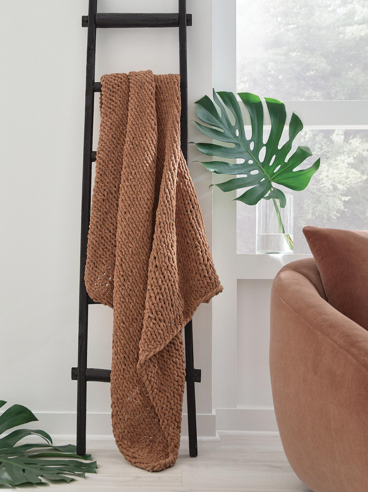 Chaddon Throw (Set of 3) - A1001179
