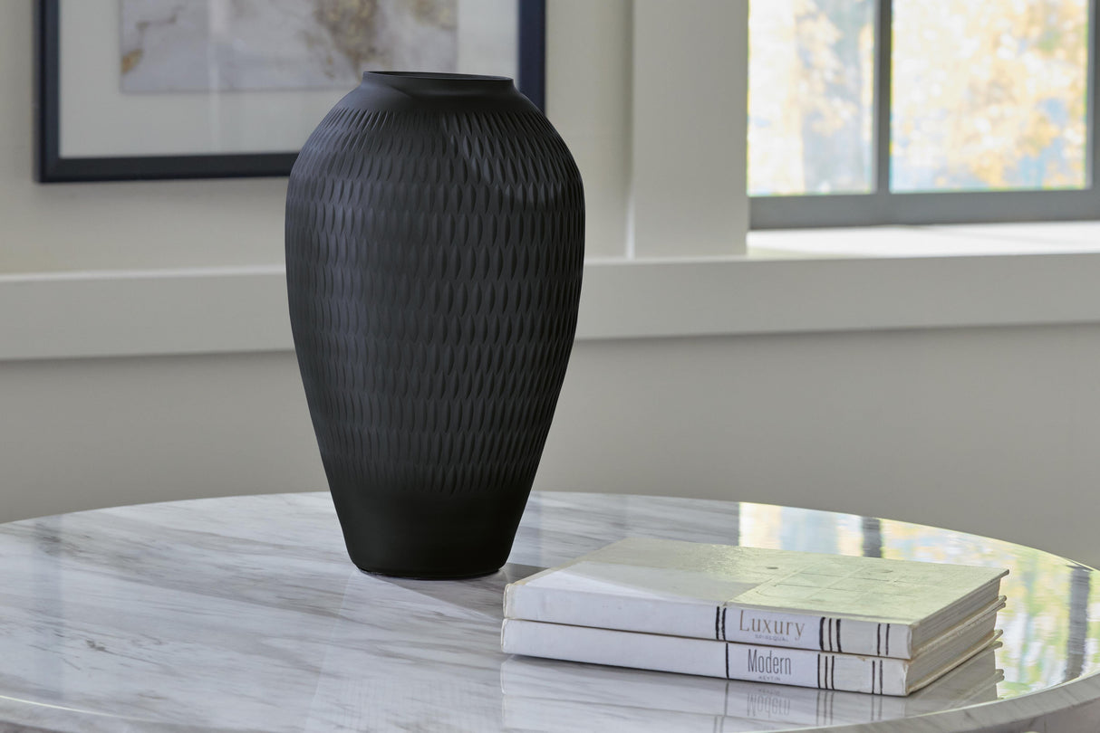 Etney Vase - A2000510