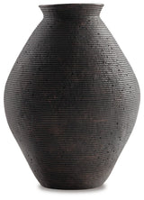 Hannela Vase - A2000512