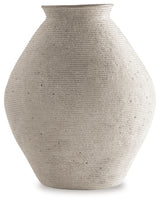 Hannela Vase - A2000513