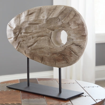 Dashburn Sculpture - A2000561