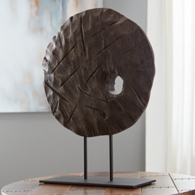 Dashburn Sculpture - A2000562