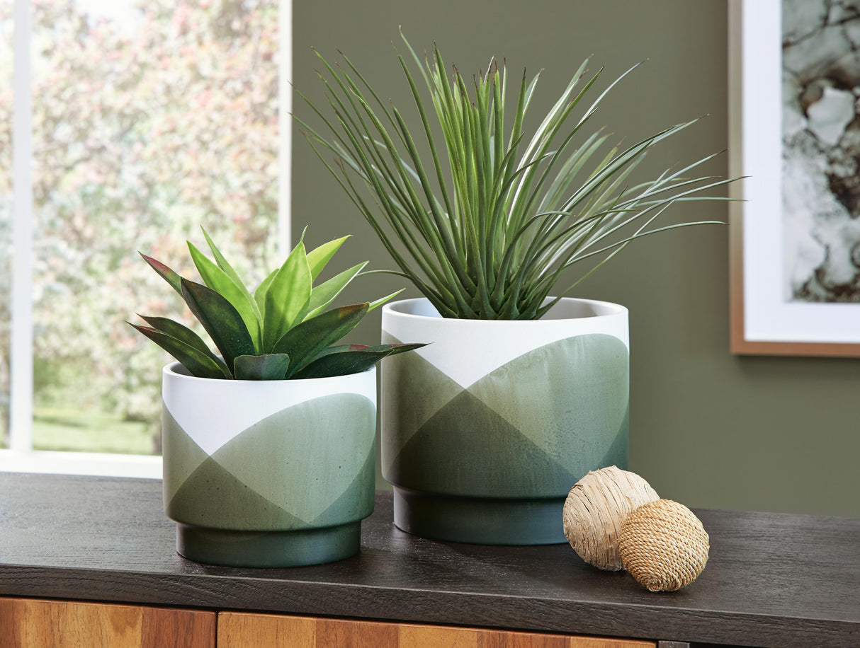 Ardenridge Planter (Set of 2) - A2000579