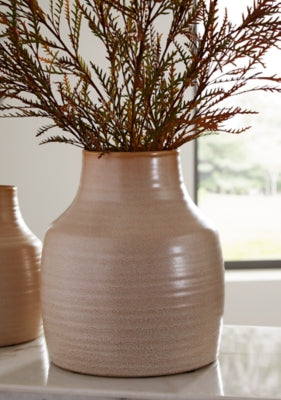 Millcott Vase (Set of 2) - A2000582
