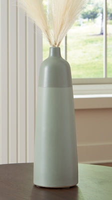 Peerland Vase - A2000655