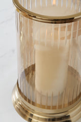 Aavinson Candle Holder - A2000687
