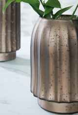 Briarcott Vase - A2000703