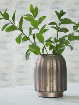 Briarcott Vase - A2000703