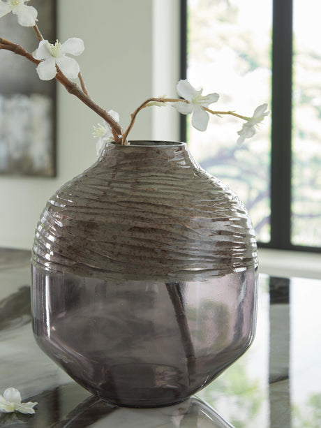 Harpwick Vase - A2000725