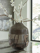Harpwick Vase - A2000727