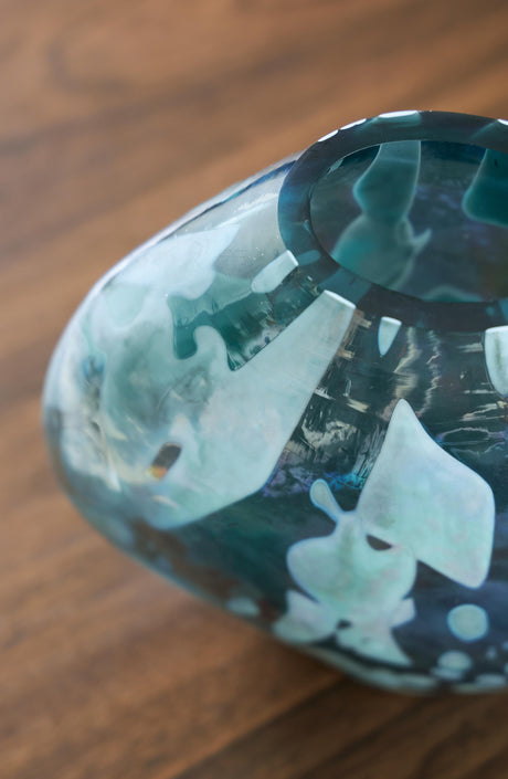Cartshaw Vase - A2000738