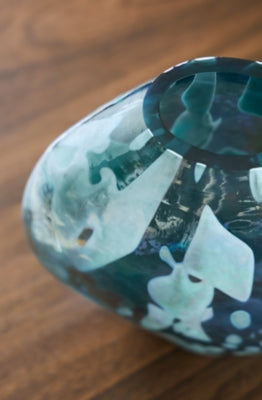 Cartshaw Vase - A2000738