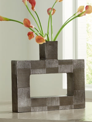 Wrengrove Vase - A2000753