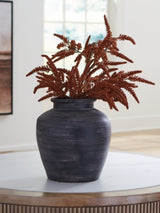 Meadie Vase - A2000791