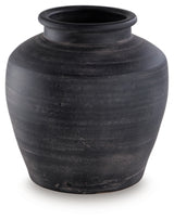 Meadie Vase - A2000791