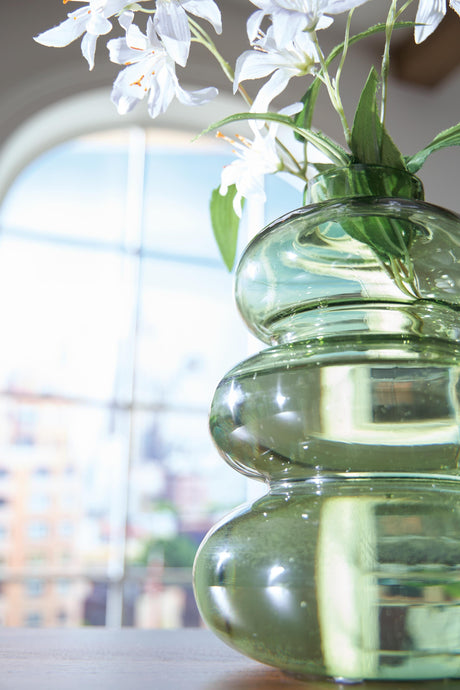 Renethorne Vase - A2000801