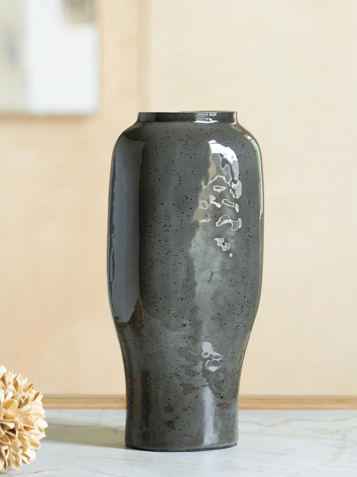Kierlain Vase - A2000808