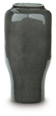 Kierlain Vase - A2000808