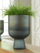 Pennmore Vase - A2000814