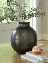 Woody Vase - A2000844