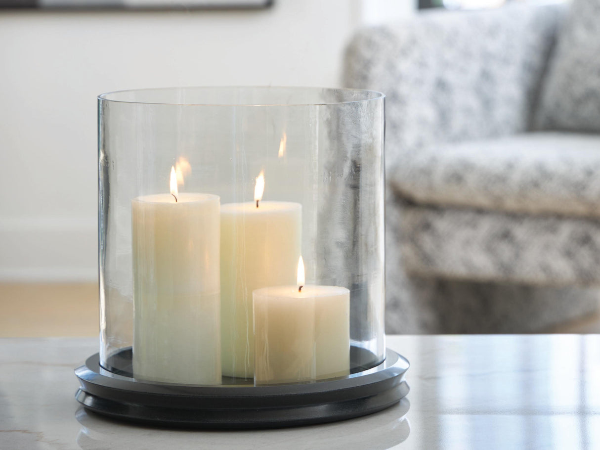 Saskia Candle Holder - A2000846