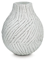 Shelvie Vase - A2000848