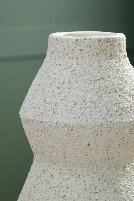 Dawthorne Vase - A2000850