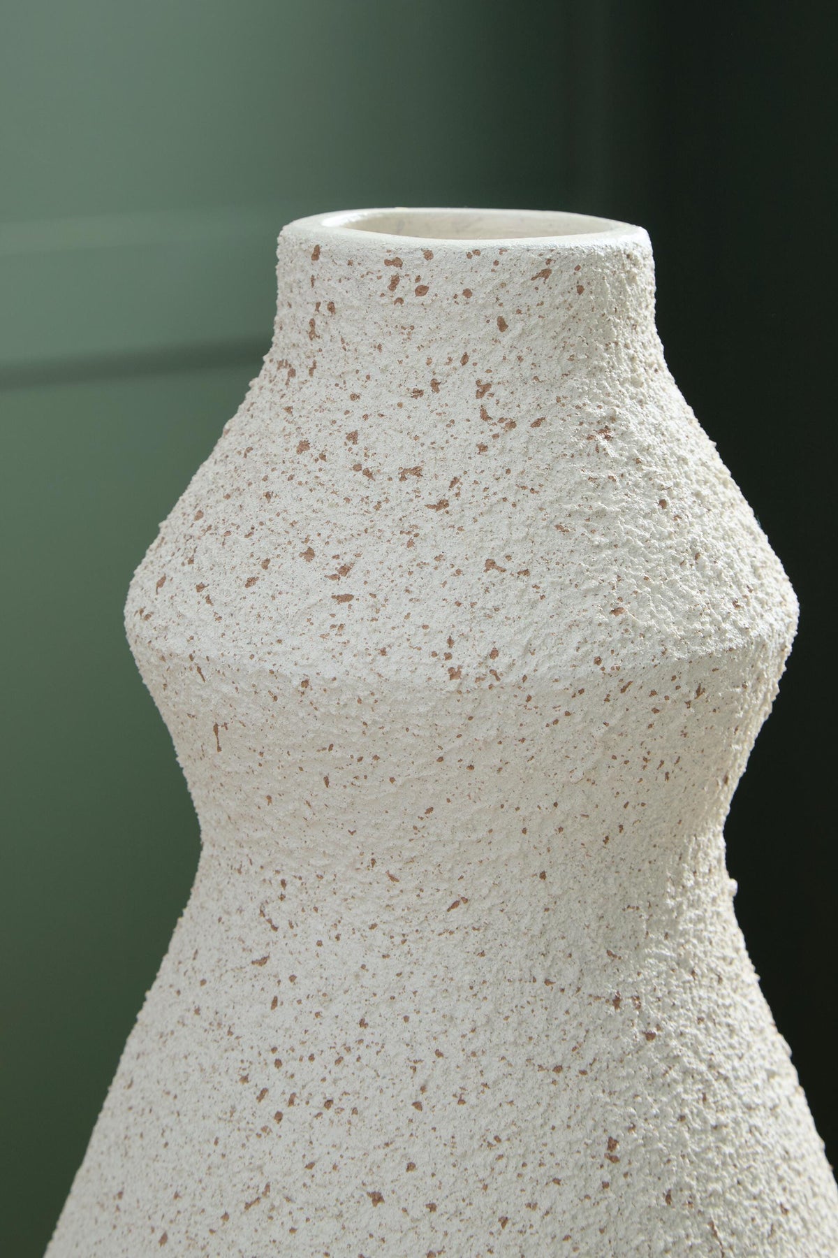 Dawthorne Vase - A2000851