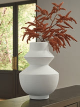 Naveen Vase - A2000871