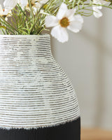 Girtha Vase - A2000876
