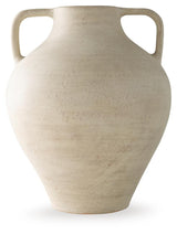 Justy Vase - A2000882