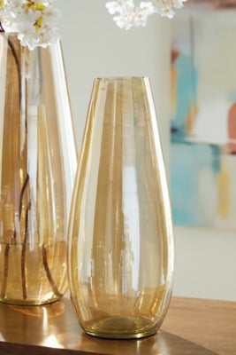 Rhettman Vase - A2900005